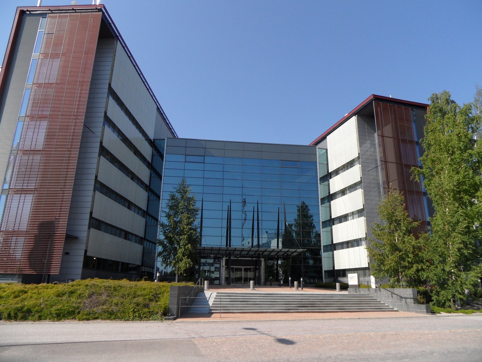 Edifício de escritórios da Nokia em Espoo, fotografado em 2011.
